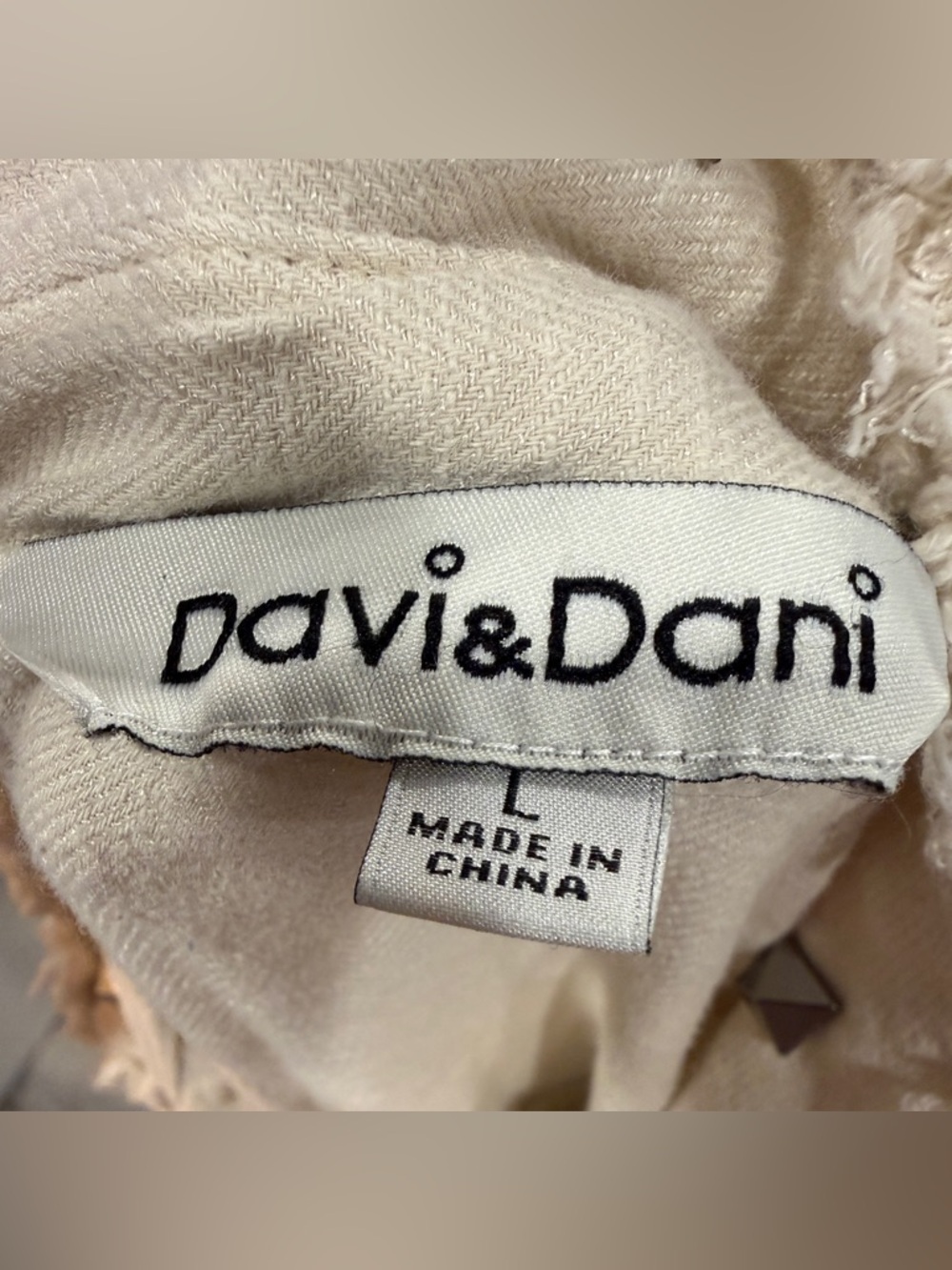 Davi & Dani Studded Button Down Shirt Large | Boho Western Raw Hem Oversized - Picture 12 of 12